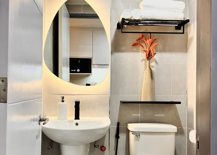 Stylish In Jtower Residences Behind Sm Jmall Apartment *
